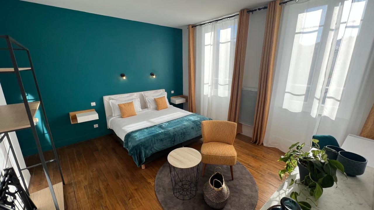 Jardin Bleu - Chambres D'Hotes Сен-Жирон Екстериор снимка