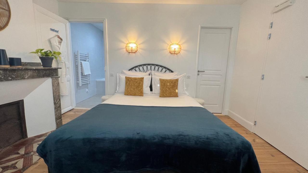 Jardin Bleu - Chambres D'Hotes Сен-Жирон Екстериор снимка